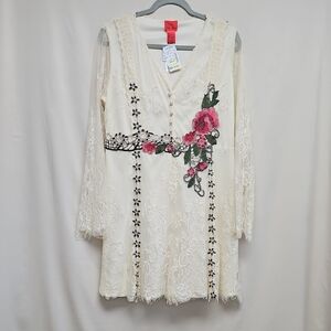 NWT V Cristina Long Sleeve Lace Floral Embroidered Mini Dress